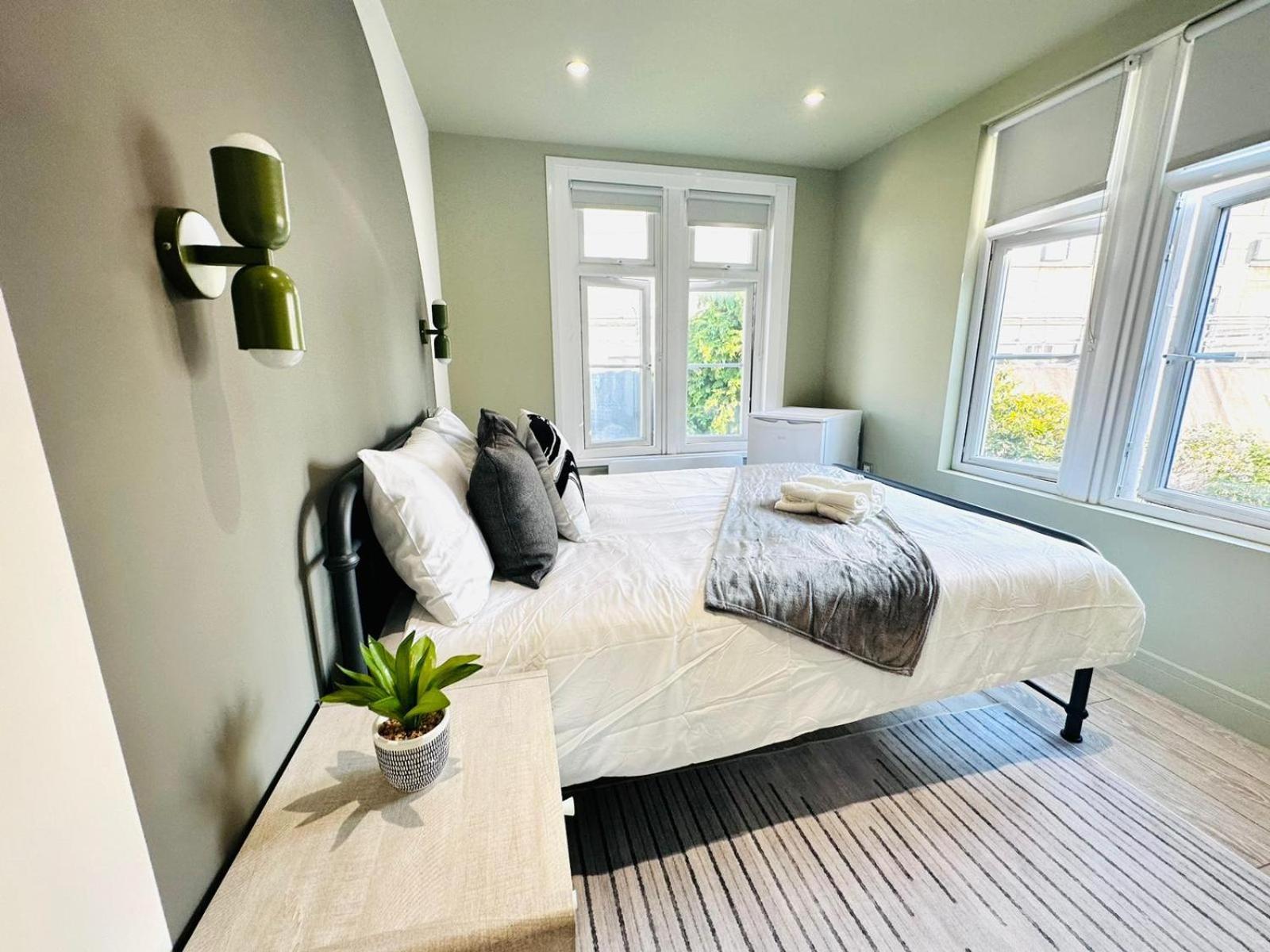 London Boutique Ensuite Room Like Hotel ภายนอก รูปภาพ